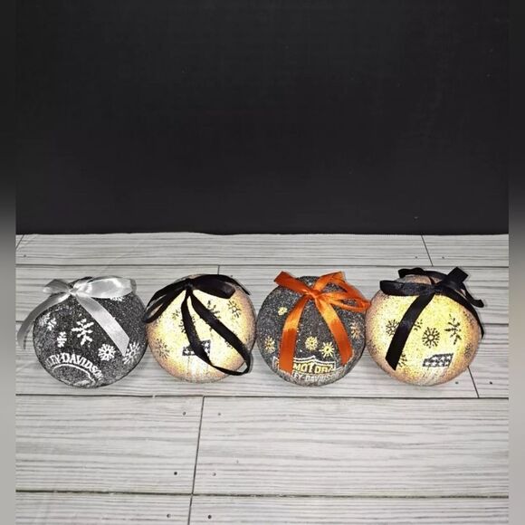 Harley Davidson Motorcycles Christmas Holiday Light Up LED Ball Ornaments Set 4 - Picture 1 of 7